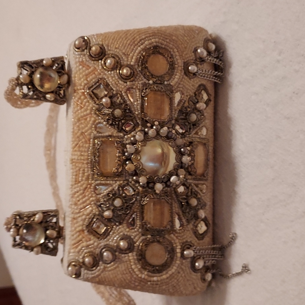 Mary Frances handbag